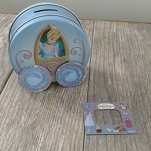 Double sided Disney Cinderella bank and Magnet